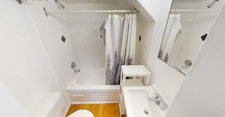 4-221 Bathurst Street, Toronto, ON, M5T 2S2 - 13