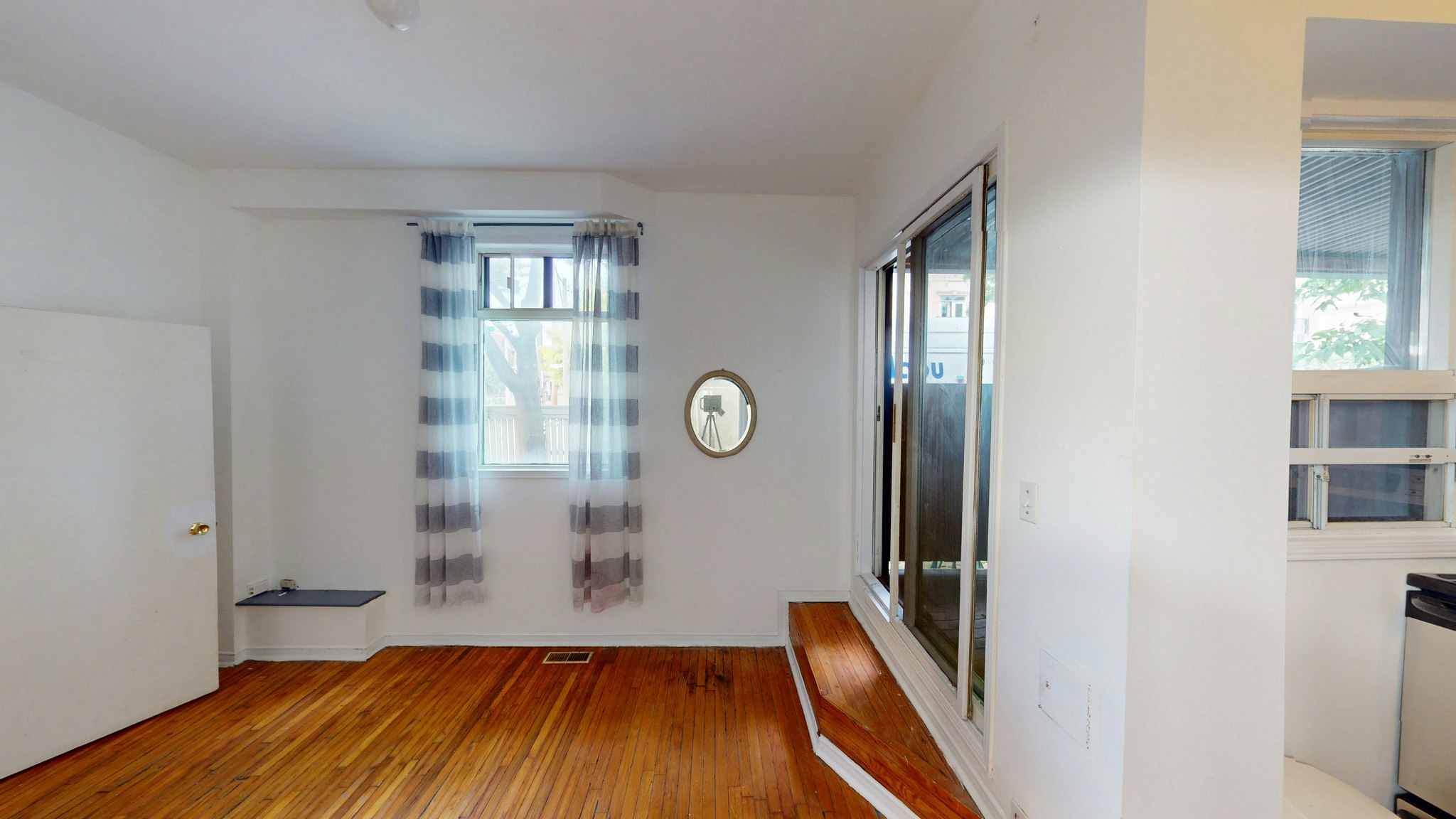 4-221 Bathurst Street, Toronto, ON, M5T 2S2 - 10