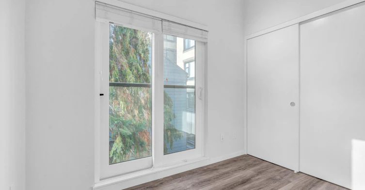 210-1182 Comox Street, Vancouver, BC, V6E 1Z5 - 14