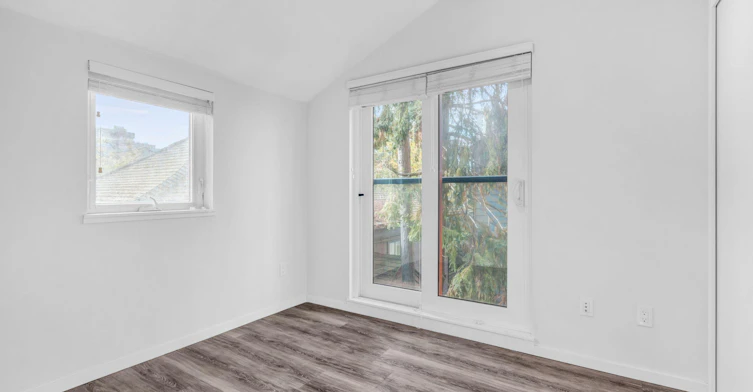 210-1182 Comox Street, Vancouver, BC, V6E 1Z5 - 12