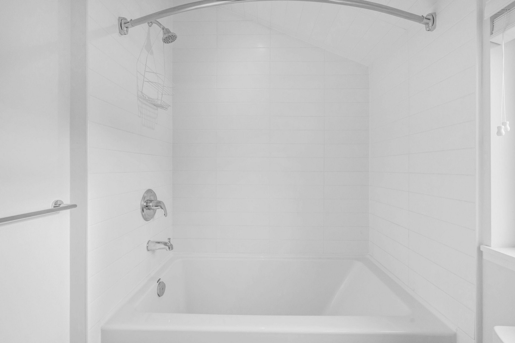 210-1182 Comox Street, Vancouver, BC, V6E 1Z5 - 11