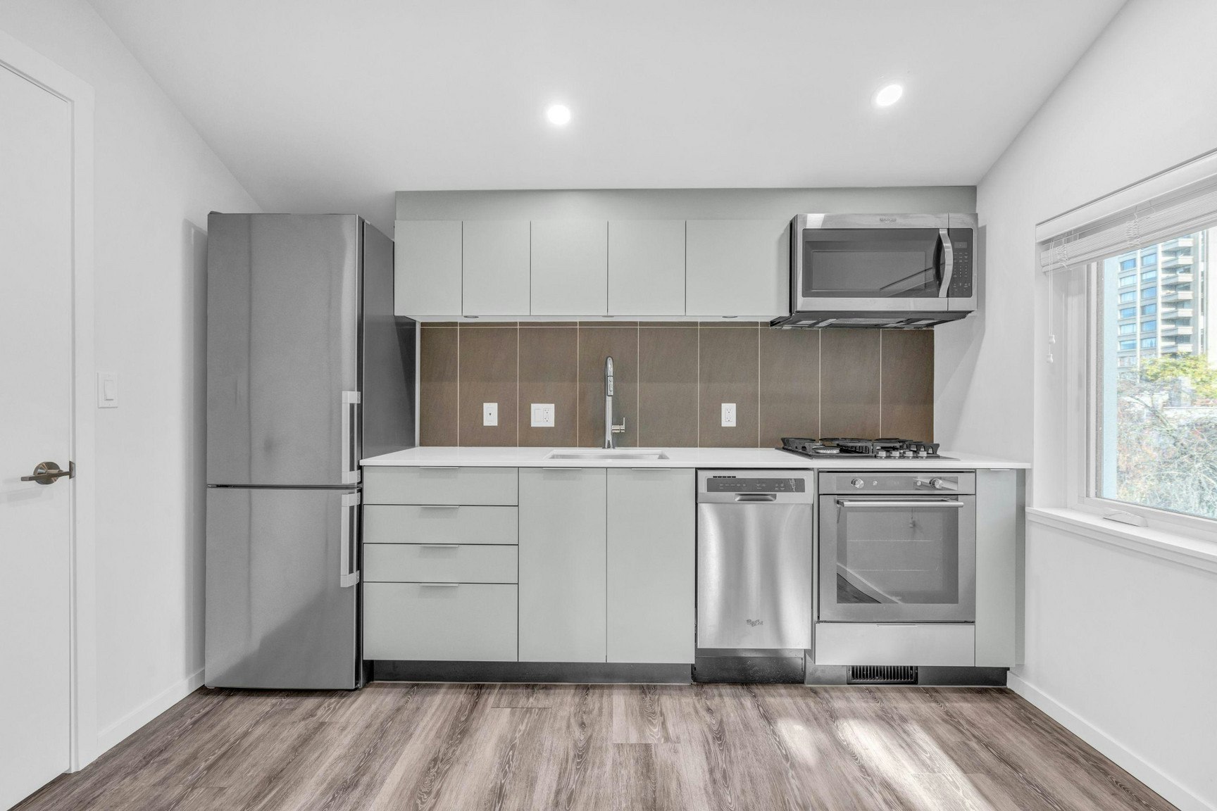 210-1182 Comox Street, Vancouver, BC, V6E 1Z5 - 6