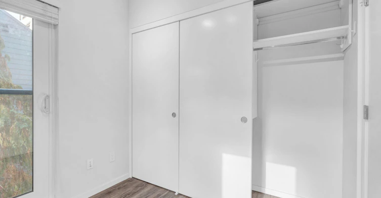210-1182 Comox Street, Vancouver, BC, V6E 1Z5 - 16