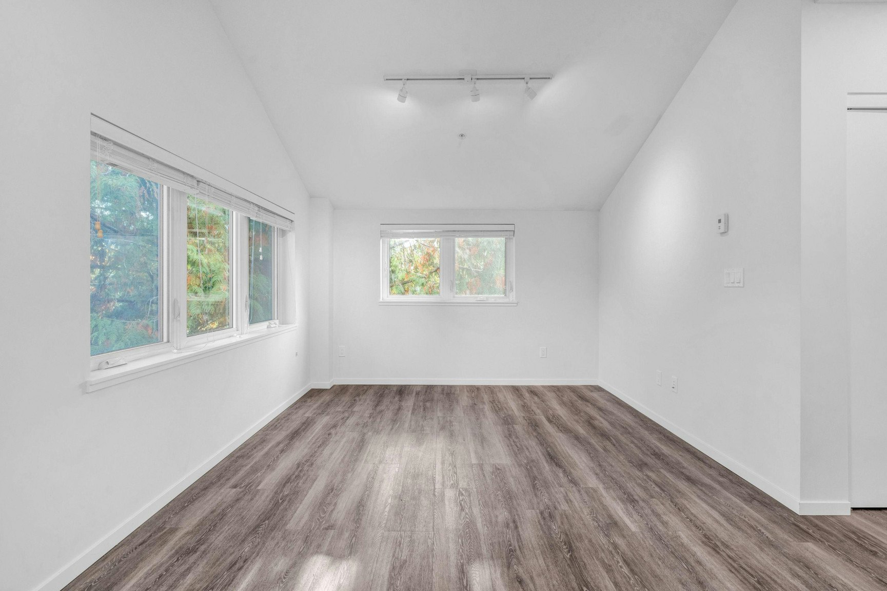 210-1182 Comox Street, Vancouver, BC, V6E 1Z5 - 5