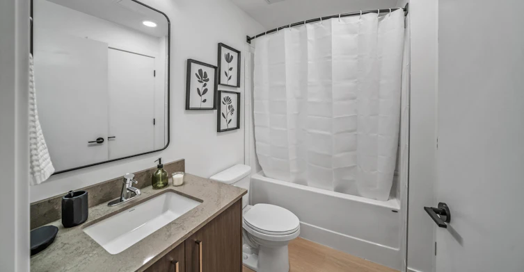 205 Hartwell Way SE, Calgary, AB, T2X 6K8 - 5