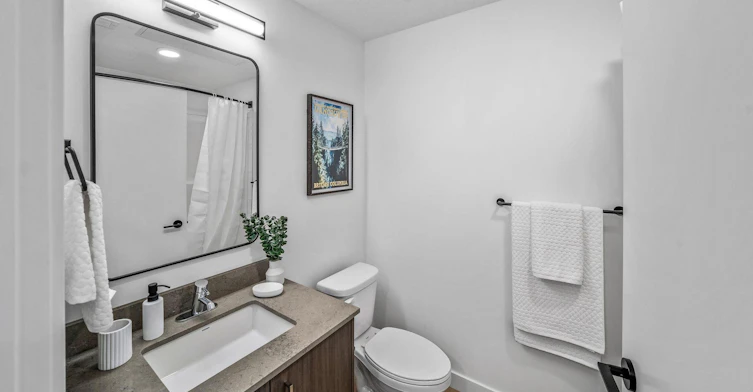 205 Hartwell Way SE, Calgary, AB, T2X 6K8 - 11