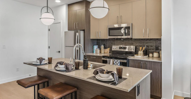 205 Hartwell Way SE, Calgary, AB, T2X 6K8 - 7