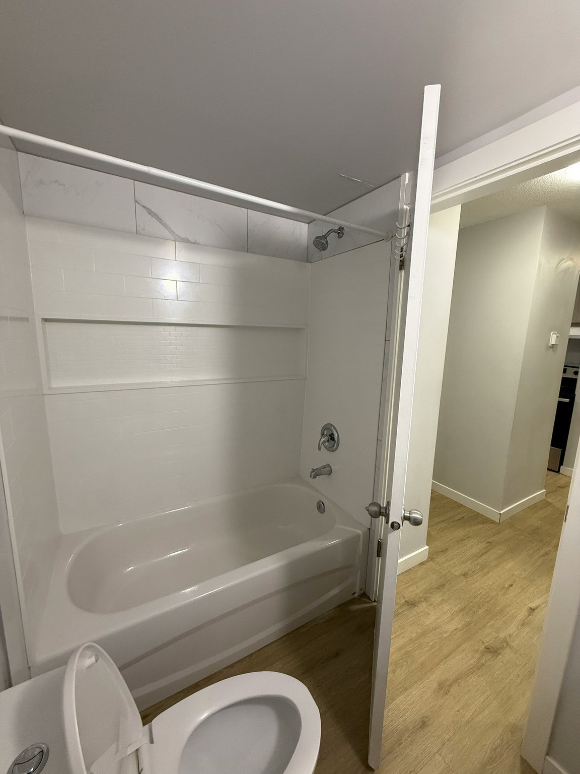 202-10615 113 Street, Edmonton, AB, T5H 3H7