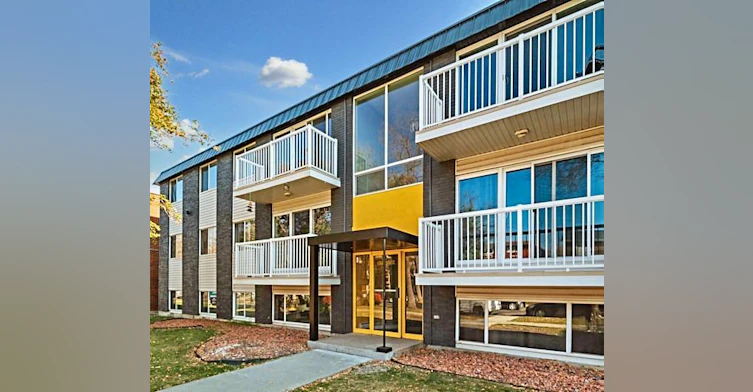 303-10615 113 Street, Edmonton, AB, T5H 3H7