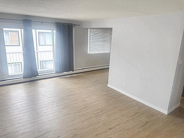 303-10615 113 Street, Edmonton, AB, T5H 3H7 - 6