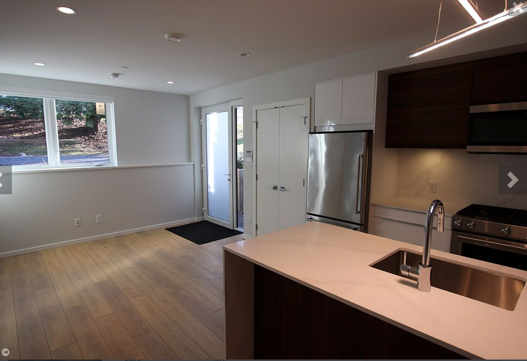 C-3392 Anzio Drive, Vancouver, BC, V5M 4E1 - 3