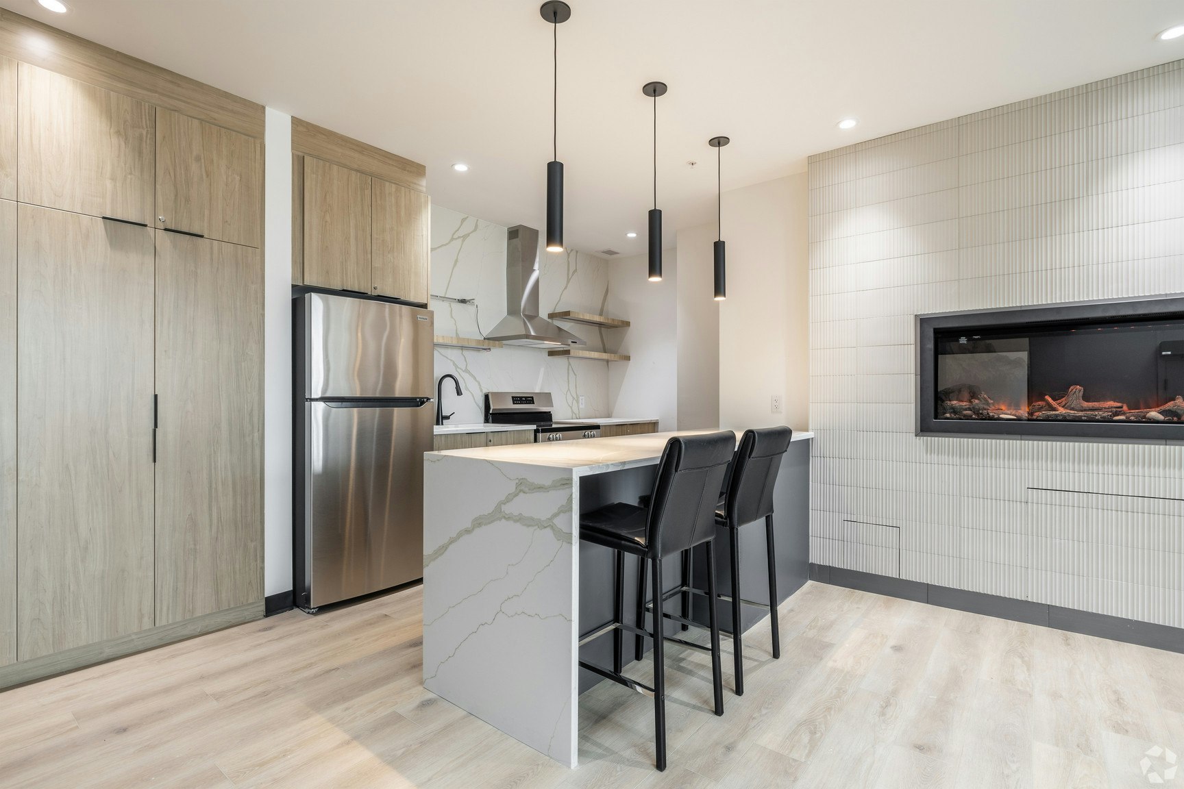 327-1600 James Naismith Drive, Ottawa, ON, K1B 5N8 - 9