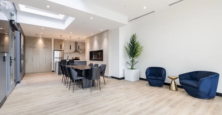 327-1600 James Naismith Drive, Ottawa, ON, K1B 5N8 - 10