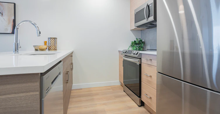 2701-1538 10 Avenue SW, Calgary, AB, T3C 3Y5 - 5