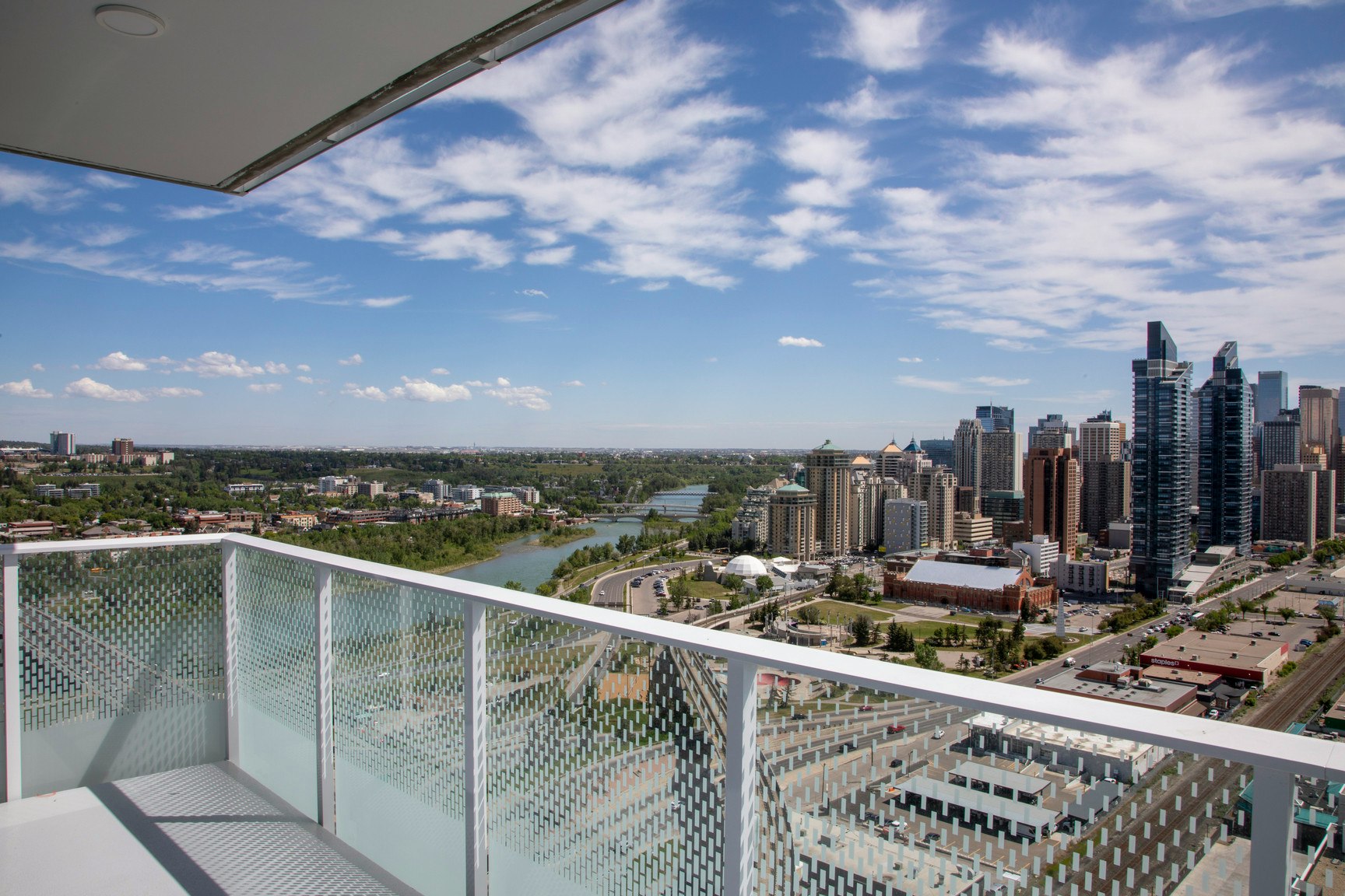2701-1538 10 Avenue SW, Calgary, AB, T3C 3Y5