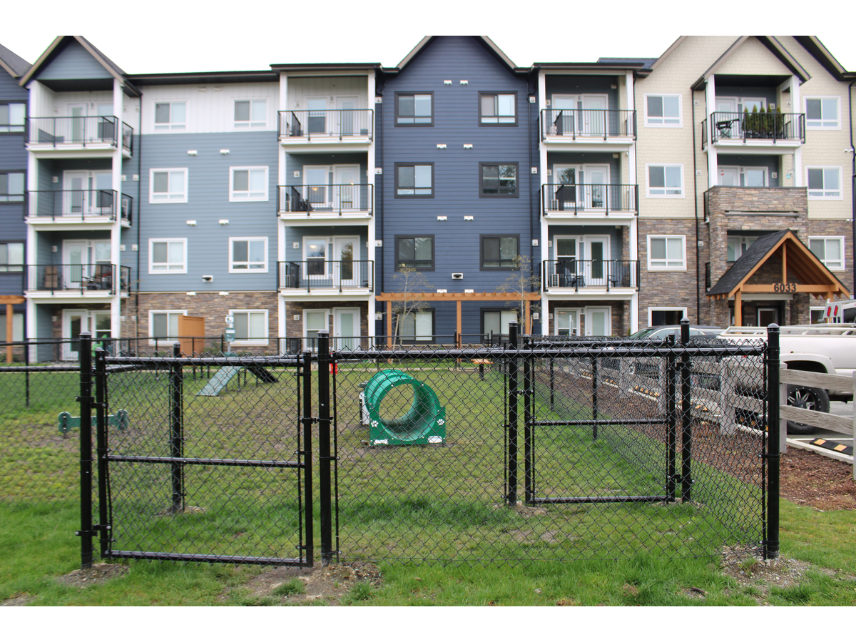 1-302-6035 Linley Valley Drive, Nanaimo, BC, V9T 4S9 - 4