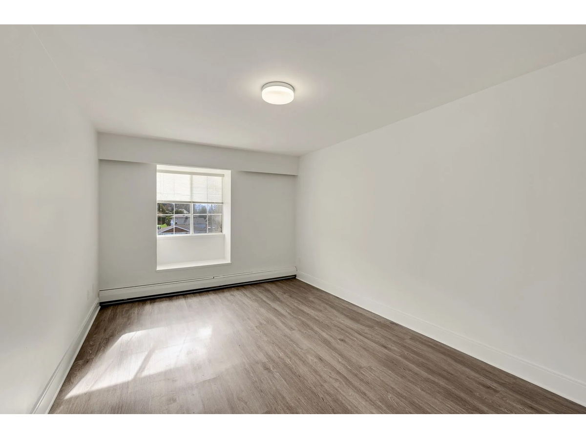 0525-1701 Cedar Hill Cross Road, Saanich, BC, V8P 2P9 - 16
