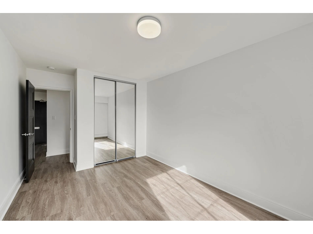 0525-1701 Cedar Hill Cross Road, Saanich, BC, V8P 2P9 - 15