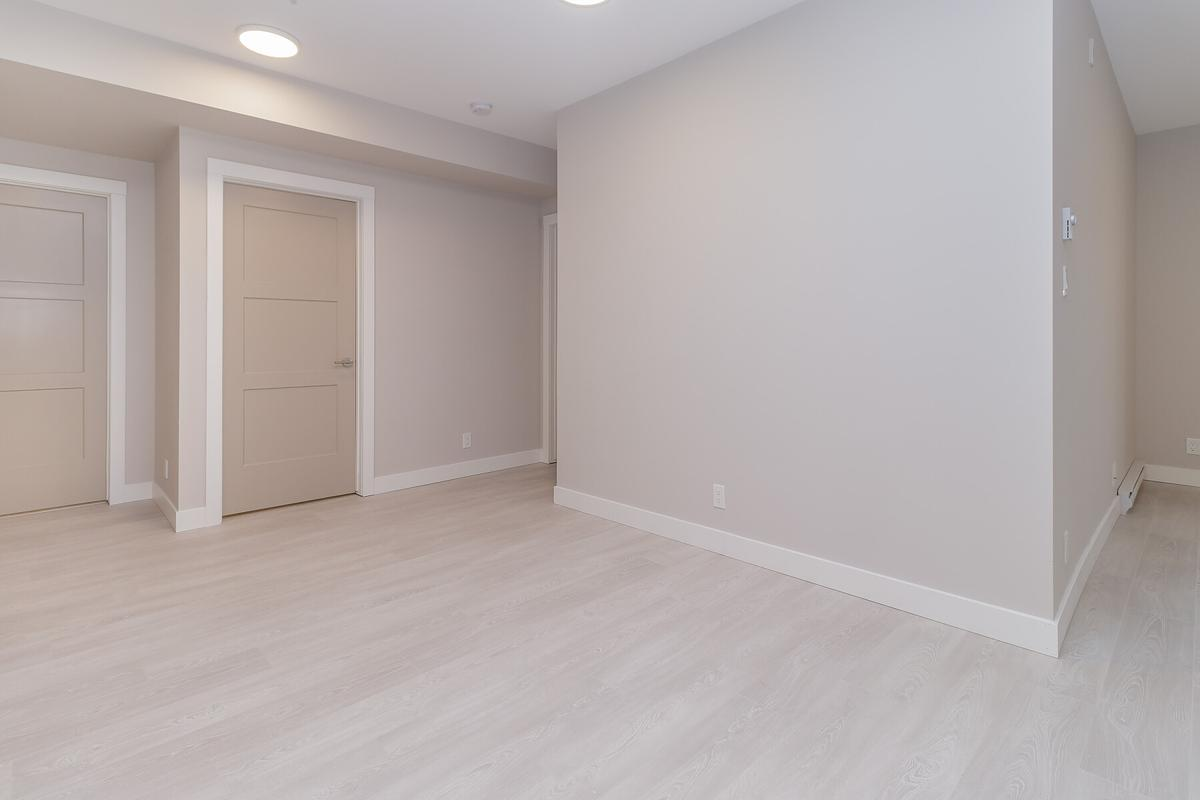 0301-5085 Uplands Drive, Nanaimo, BC, V9T 0L6 - 11