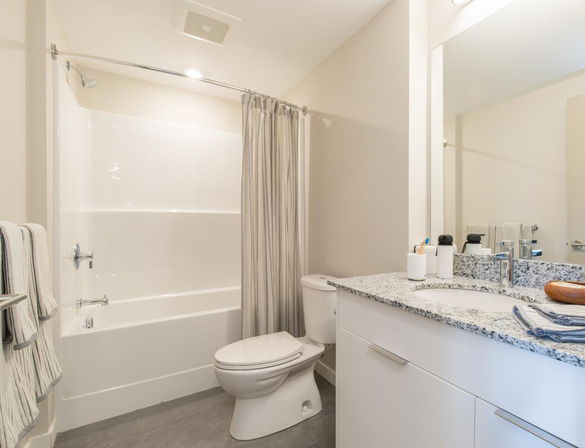 0301-5085 Uplands Drive, Nanaimo, BC, V9T 0L6 - 21