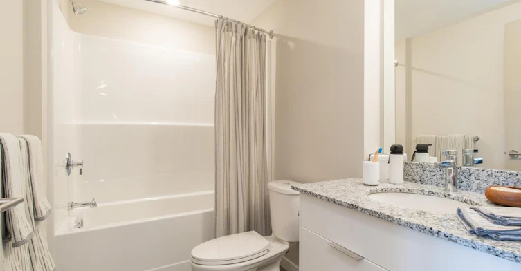 0301-5085 Uplands Drive, Nanaimo, BC, V9T 0L6 - 21
