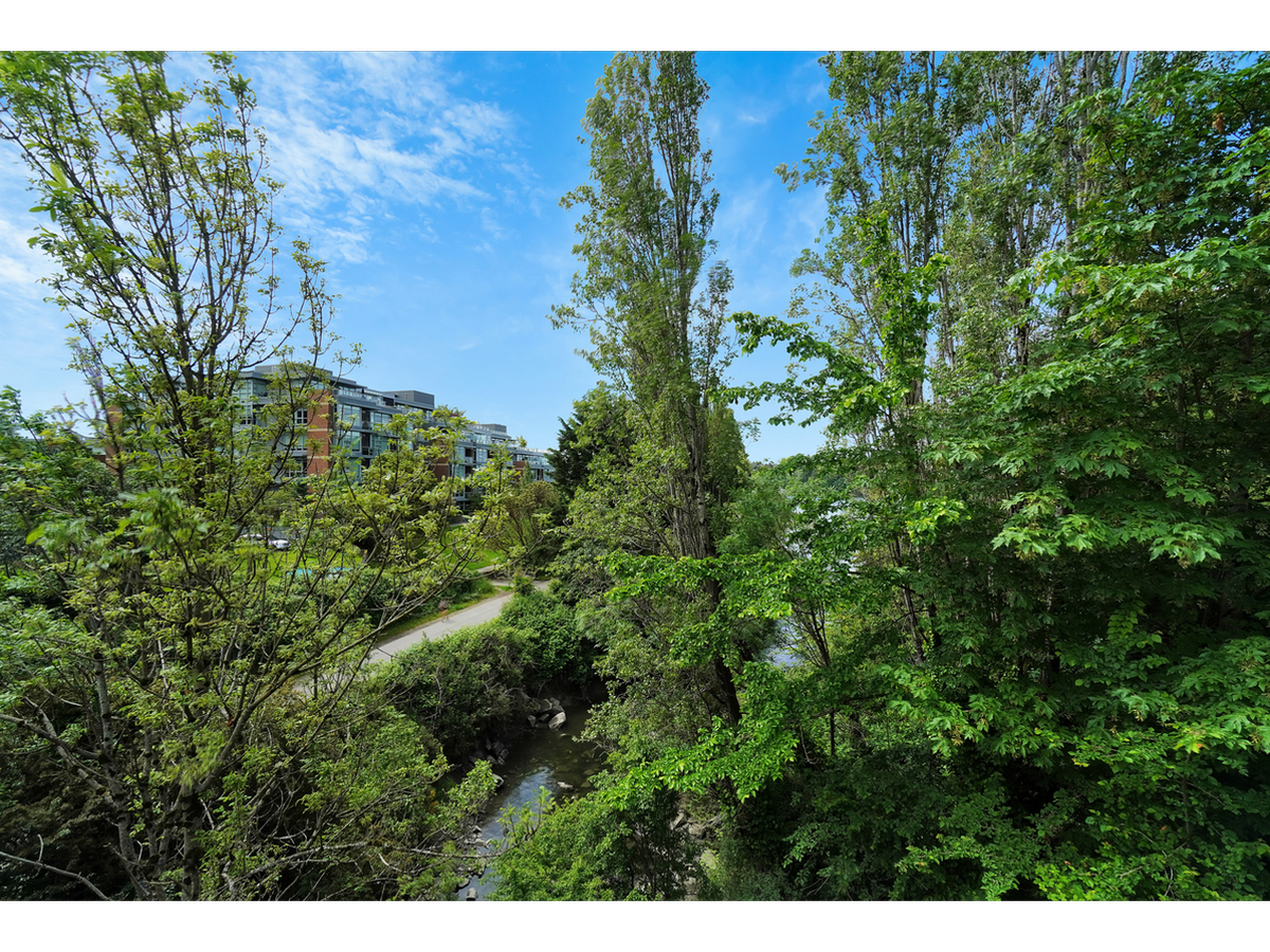 1-116-252 E Gorge Road, Victoria, BC, V9A 6W3 - 3