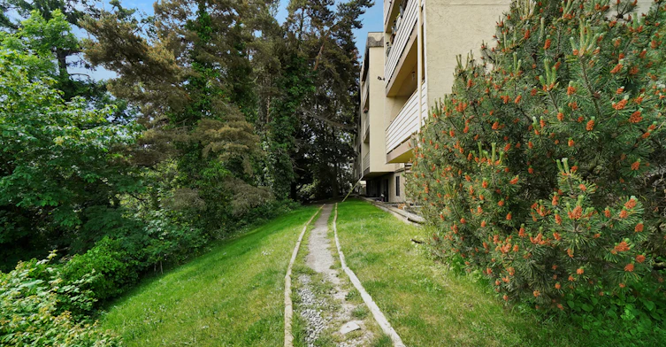 1-116-252 E Gorge Road, Victoria, BC, V9A 6W3 - 2