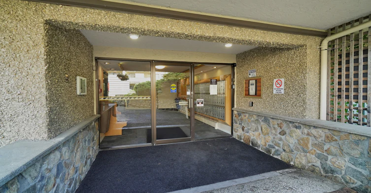 1-116-252 E Gorge Road, Victoria, BC, V9A 6W3 - 9