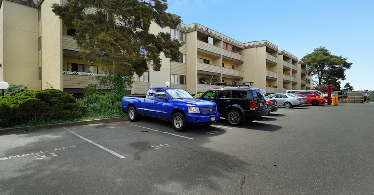 2-404-252 E Gorge Road, Victoria, BC, V9A 6W3 - 4