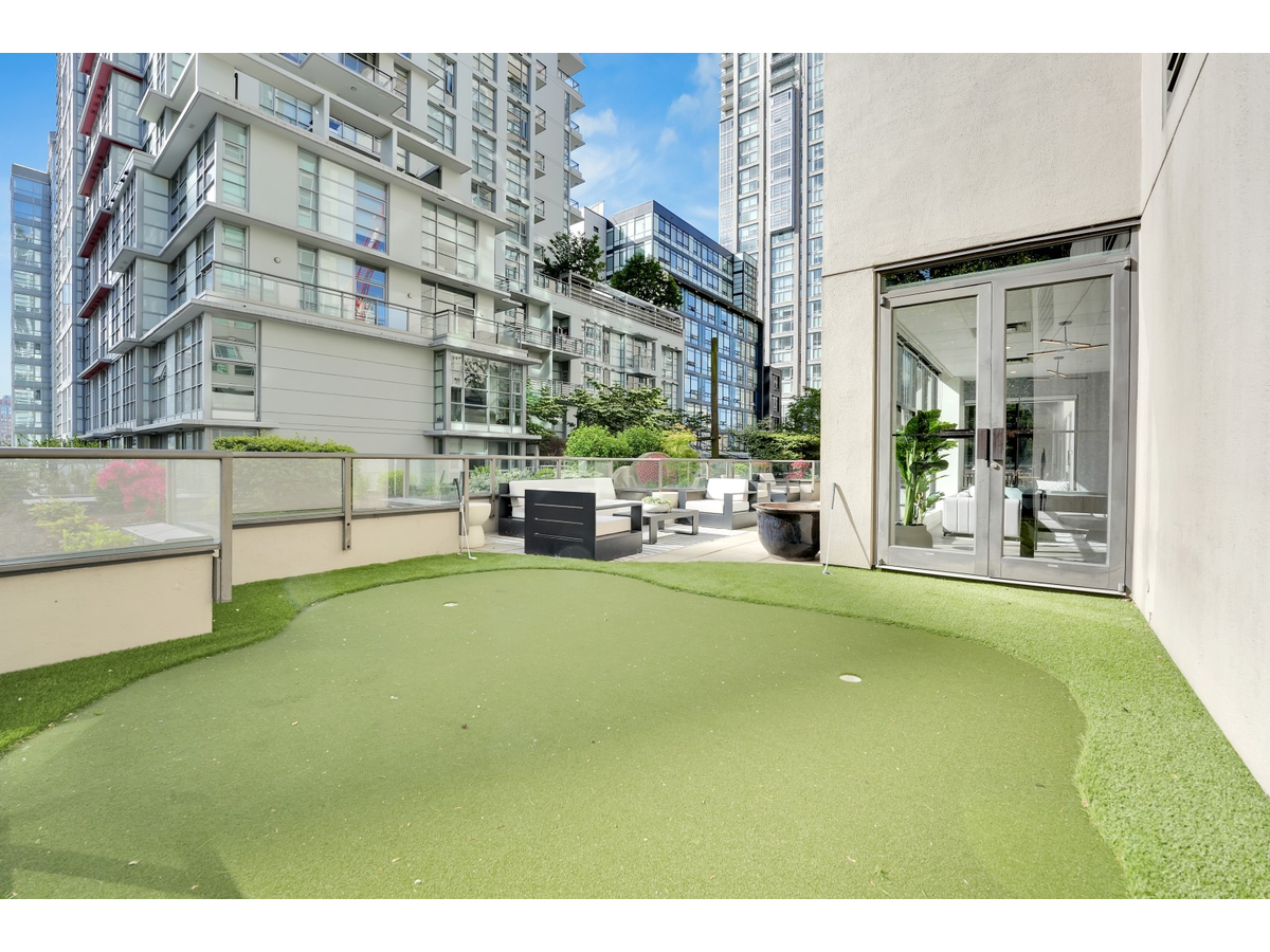 1024-1200 Hornby Street, Vancouver, BC, V6Z 1W2 - 8