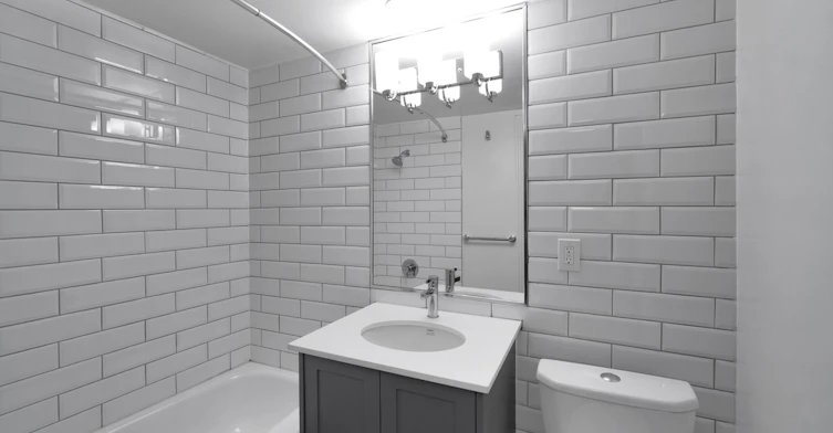 0234-1720 Cook Street, Victoria, BC, V8T 3P3 - 3