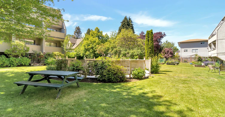0427-1720 Cook Street, Victoria, BC, V8T 3P3 - 11