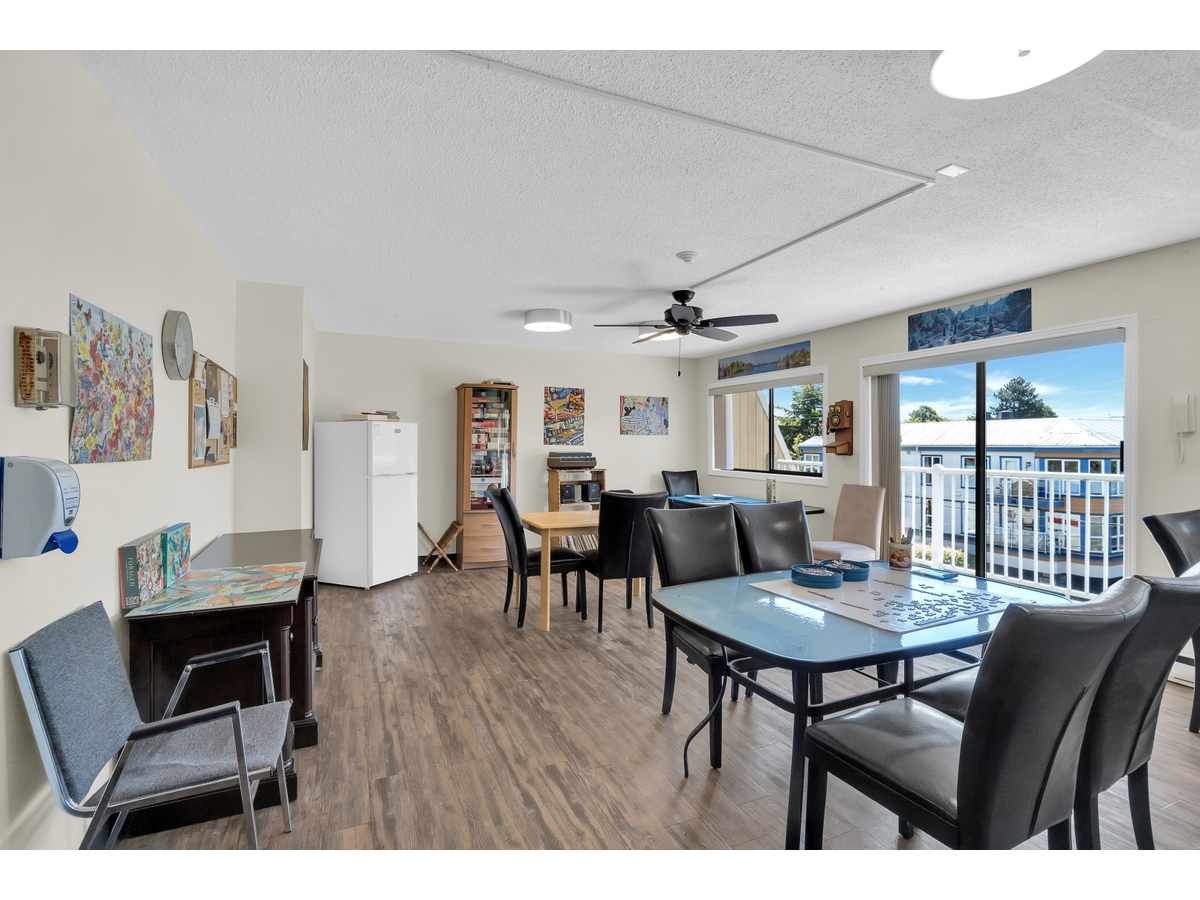 0427-1720 Cook Street, Victoria, BC, V8T 3P3 - 13