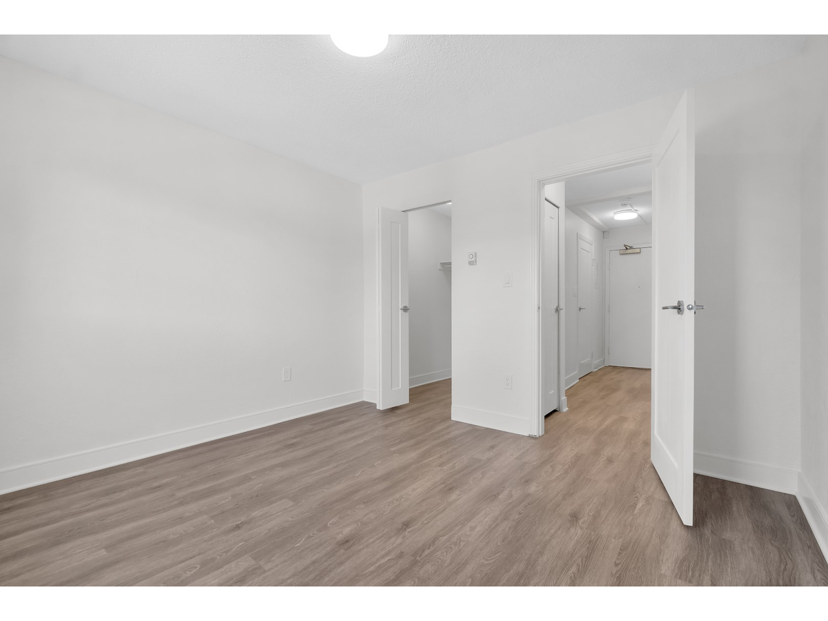 0427-1720 Cook Street, Victoria, BC, V8T 3P3 - 23