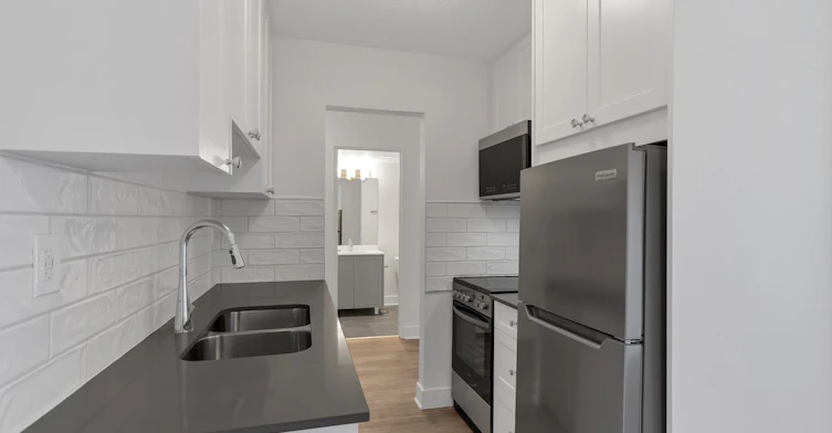 0213-2533 Dowler Place, Victoria, BC, V8T 4H7 - 15