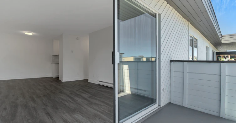 0213-2533 Dowler Place, Victoria, BC, V8T 4H7 - 19