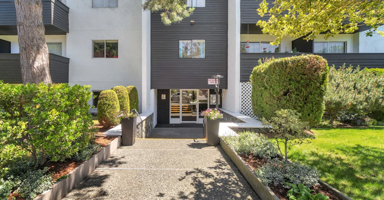 0312-2533 Dowler Place, Victoria, BC, V8T 4H7 - 11