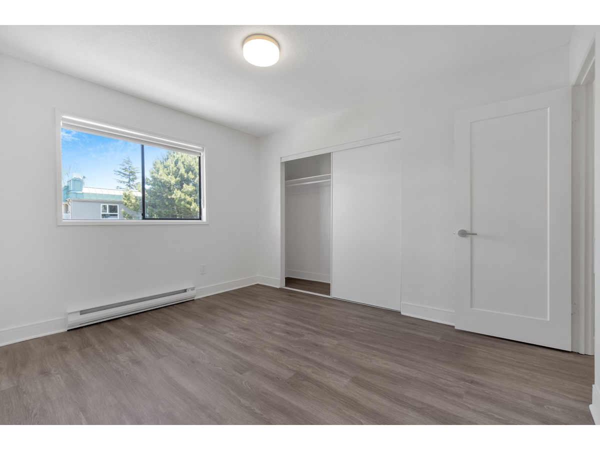 0407-2533 Dowler Place, Victoria, BC, V8T 4H7 - 2