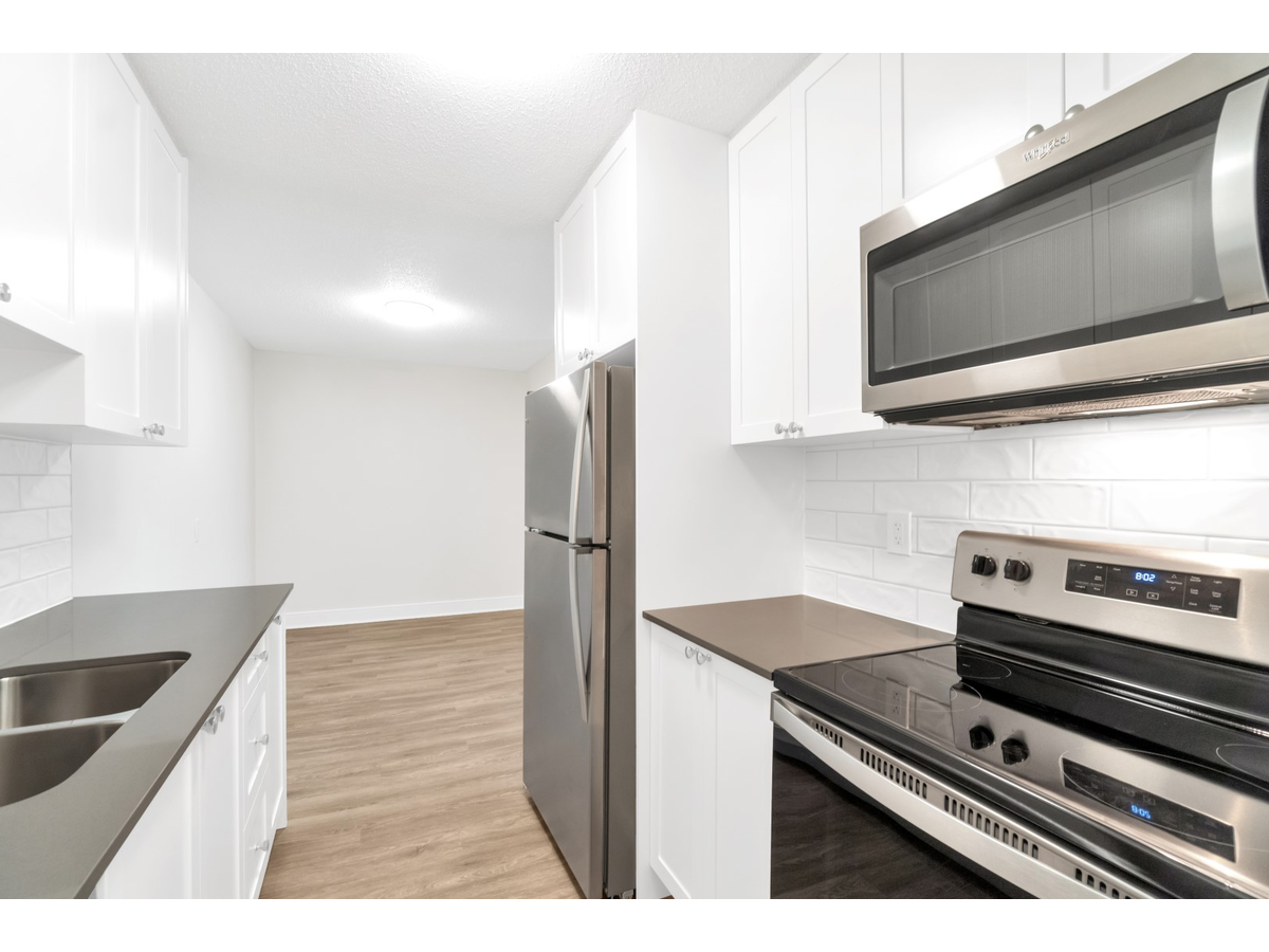 0301-3868 Shelbourne Street, Saanich, BC, V8P 5J1 - 8