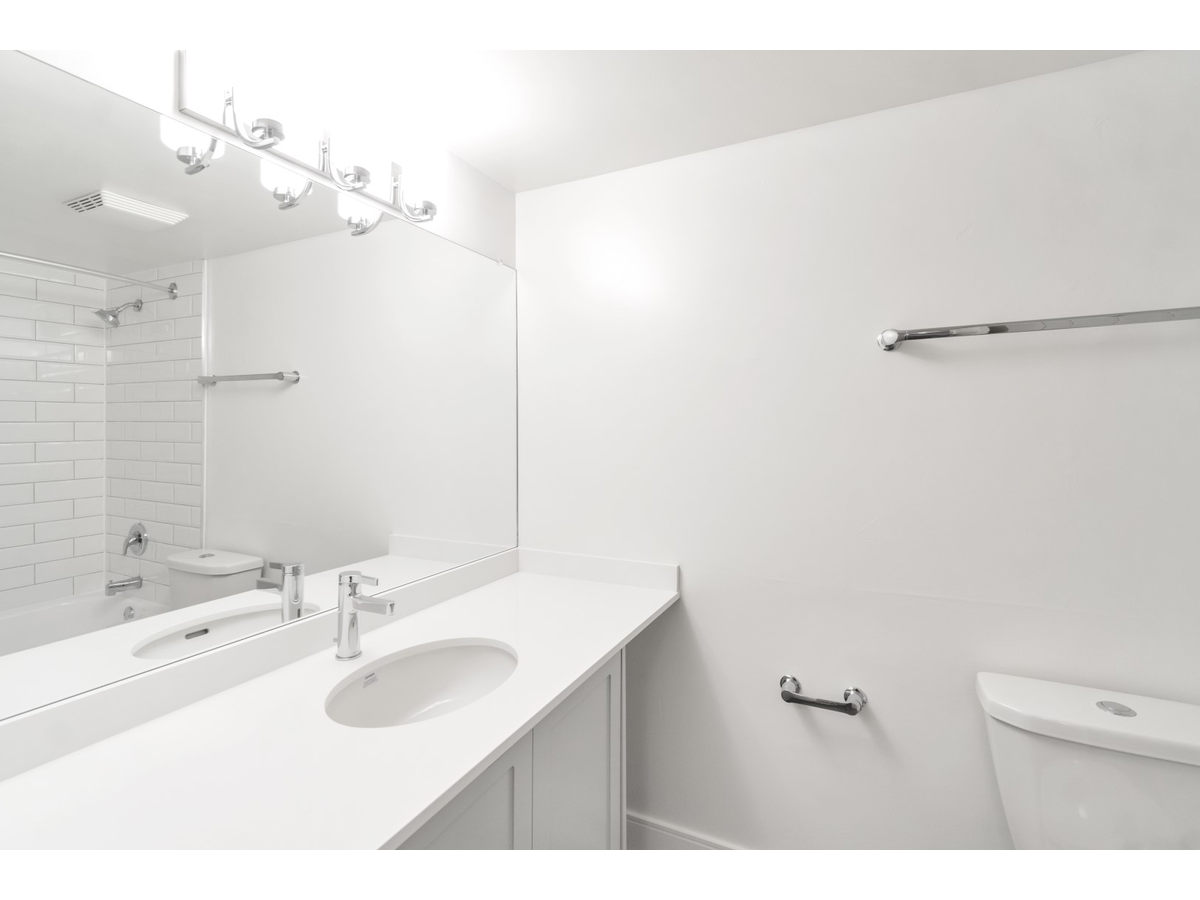 0301-3868 Shelbourne Street, Saanich, BC, V8P 5J1 - 9