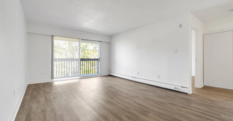 0301-3868 Shelbourne Street, Saanich, BC, V8P 5J1 - 11