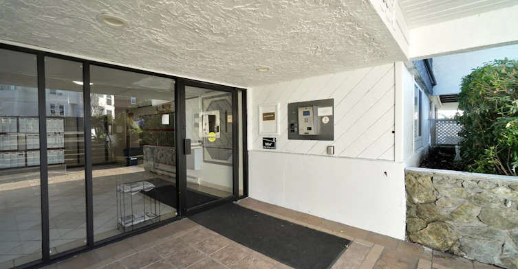 0217-55 Bay Street, Victoria, BC, V9A 6X9 - 2