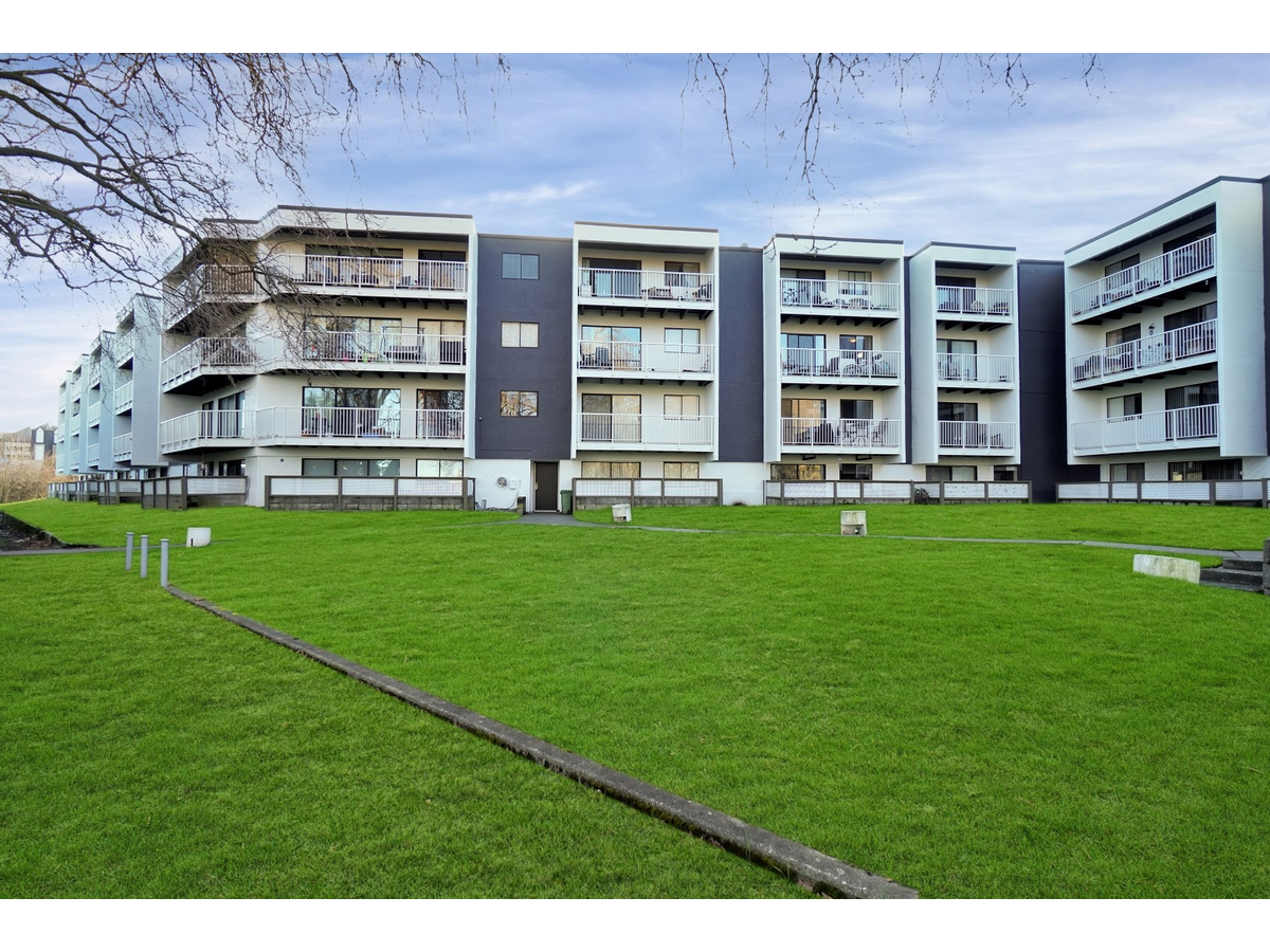 0218-55 Bay Street, Victoria, BC, V9A 6X9 - 3