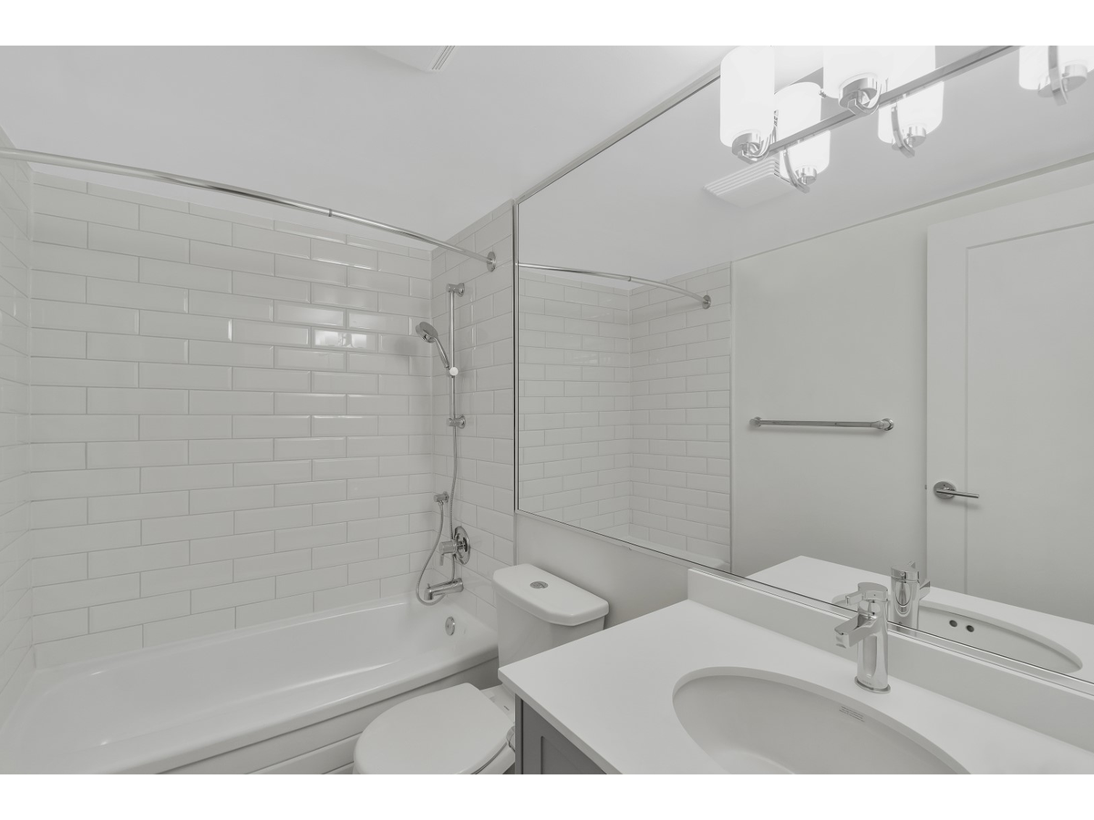0327-707 Esquimalt Road, Victoria, BC, V9A 3L7 - 2
