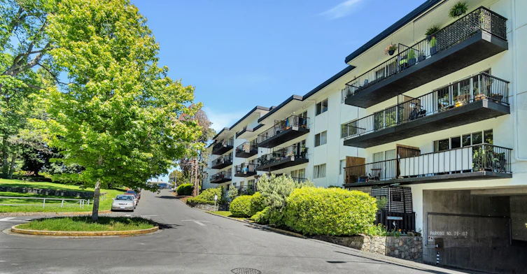 0327-707 Esquimalt Road, Victoria, BC, V9A 3L7 - 7