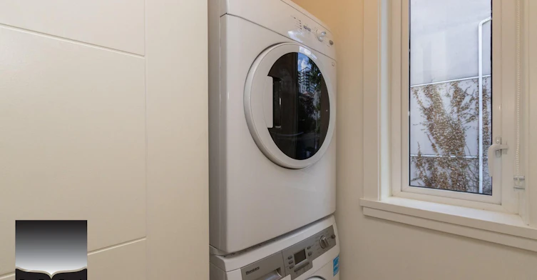 1078 Nicola Street, Vancouver, BC, V6G 2E2 - 7