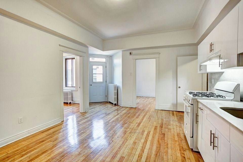 3514 Hutchison, Montréal, QC, H2X 2H2 - 3