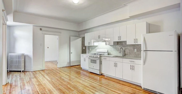 3514 Hutchison, Montréal, QC, H2X 2H2 - 2