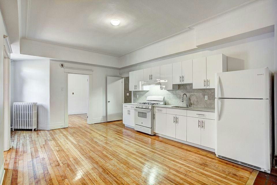 3514 Hutchison, Montréal, QC, H2X 2H2 - 2