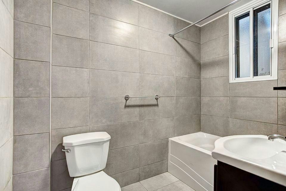 3514 Hutchison, Montréal, QC, H2X 2H2 - 14